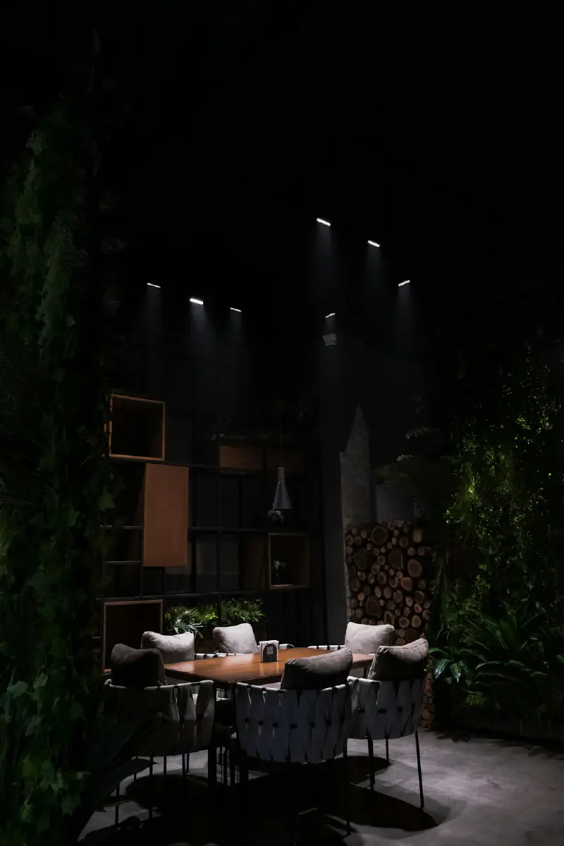 Cây cảnh giả trang trí sự kiện